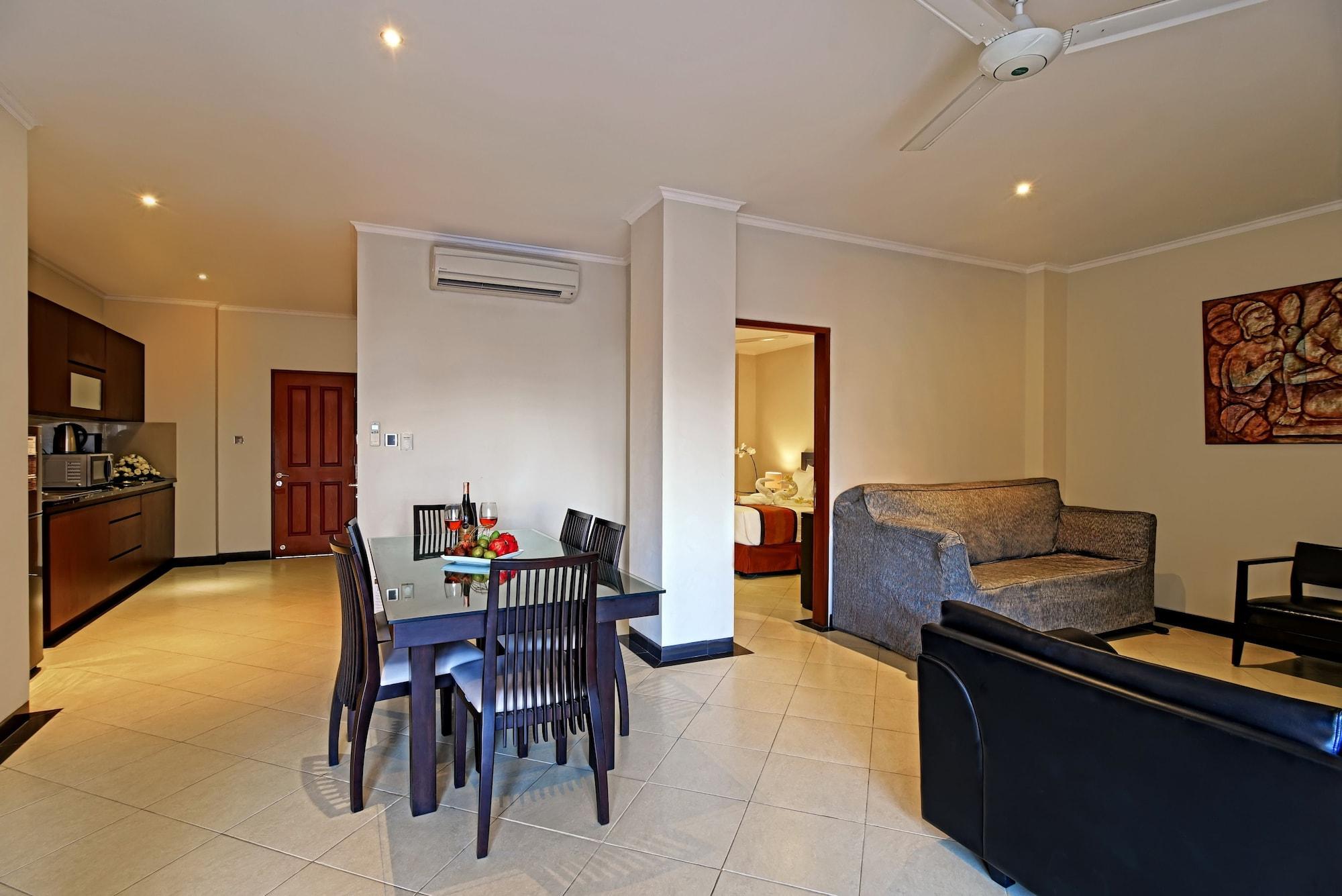 Kuta Town House Apartments Экстерьер фото