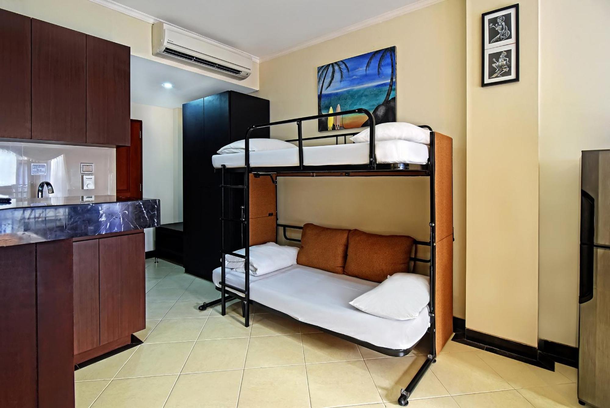 Kuta Town House Apartments Экстерьер фото