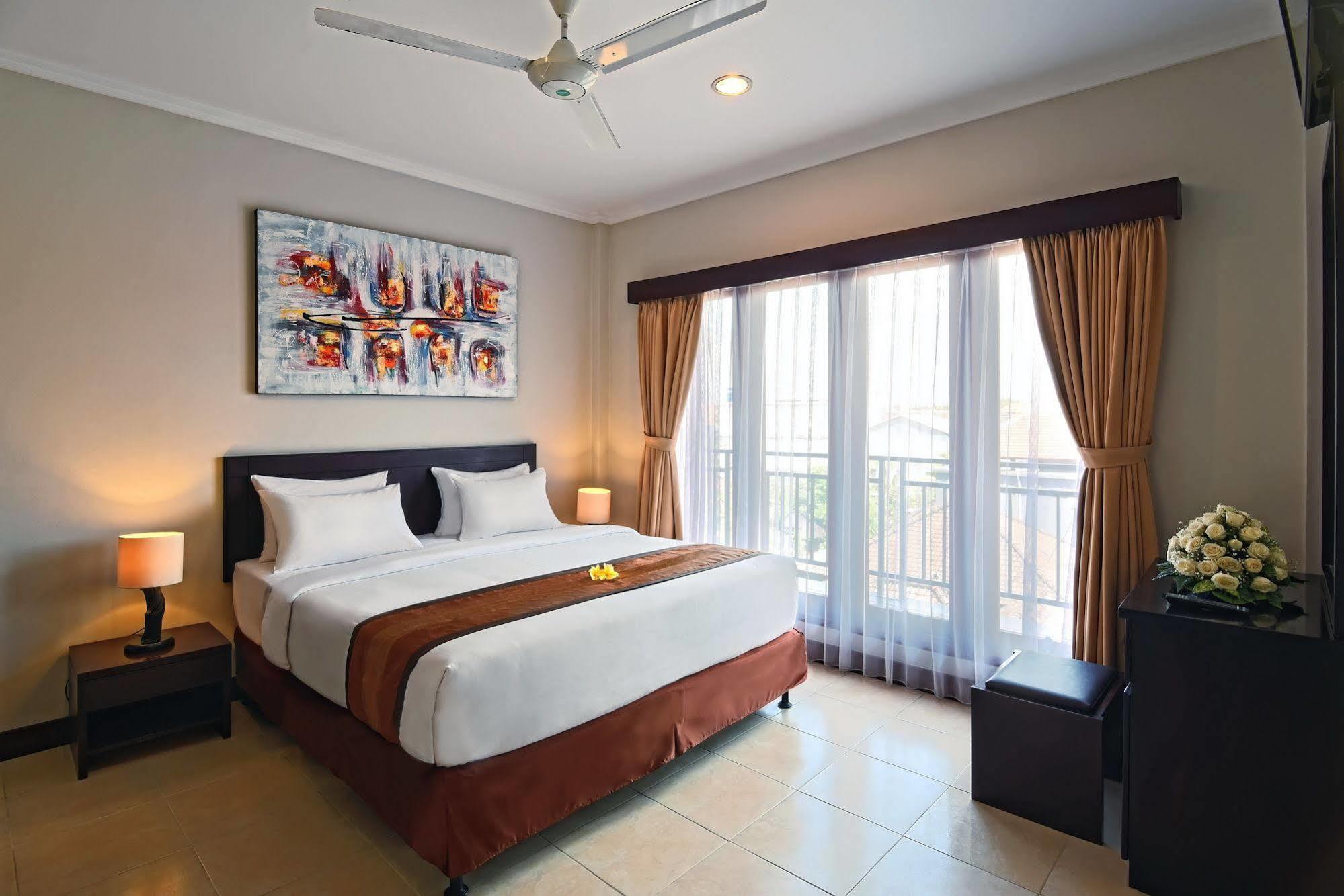 Kuta Town House Apartments Экстерьер фото